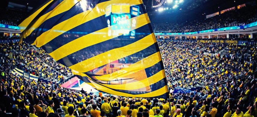 FENERBAHÇE FANATİKLERİ İÇİN HEDİYE FİKİRLERİ - 4 Hediye 1 FENERBAHCE TARAFTARI
